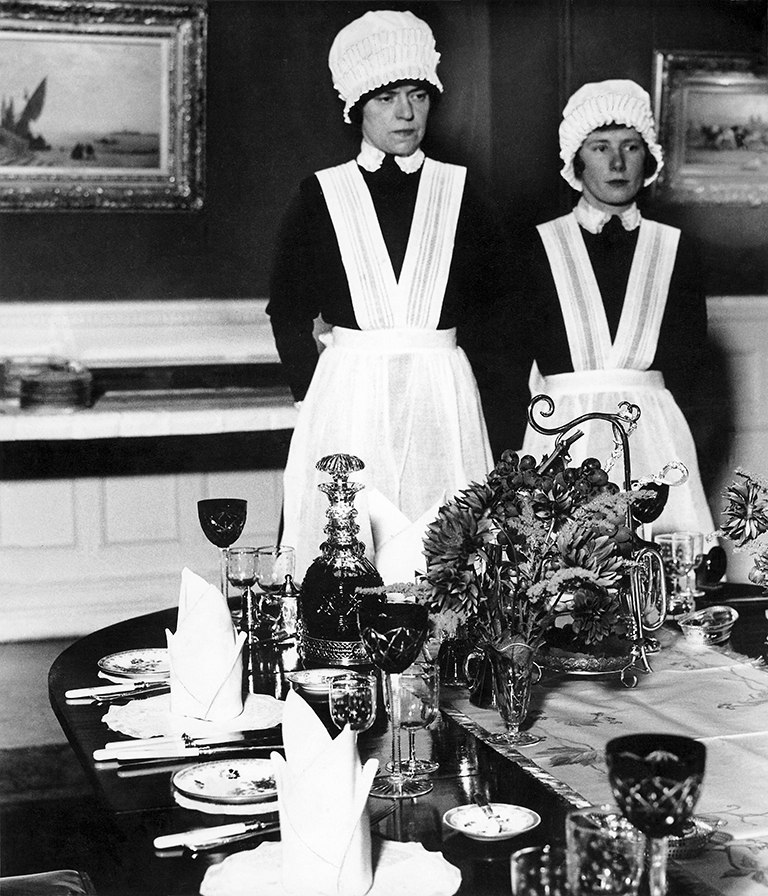 Parlourmaid and Under-parloumaid. Ready to Serve Dinner - Bill Brandt